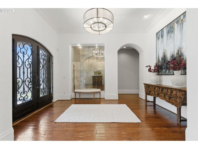 951 ATWATER Rd, Lake Oswego, OR 97034