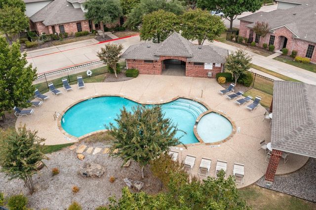 575 S Virginia Hills Drive 105, Mckinney, TX 75072