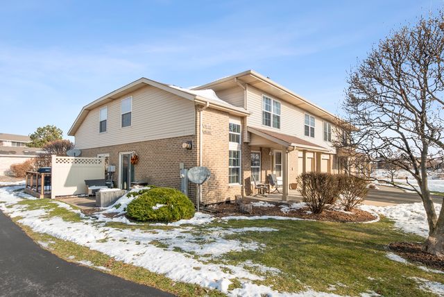 16106 Creekmont Court, Tinley Park, IL 60487