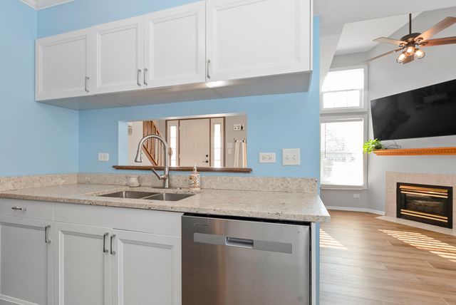 16106 Creekmont Court, Tinley Park, IL 60487