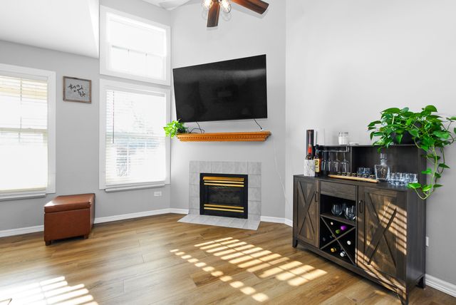 16106 Creekmont Court, Tinley Park, IL 60487