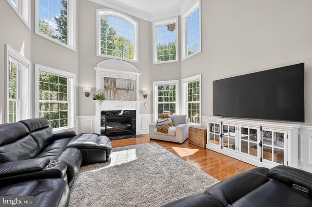 233 GLEN HAVEN CT, Swedesboro, NJ 08085