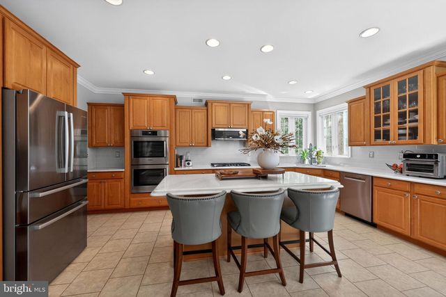 233 GLEN HAVEN CT, Swedesboro, NJ 08085