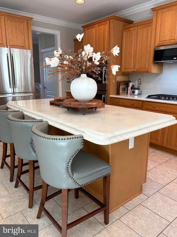 233 GLEN HAVEN CT, Swedesboro, NJ 08085