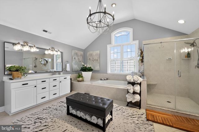 233 GLEN HAVEN CT, Swedesboro, NJ 08085