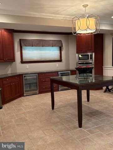 233 GLEN HAVEN CT, Swedesboro, NJ 08085