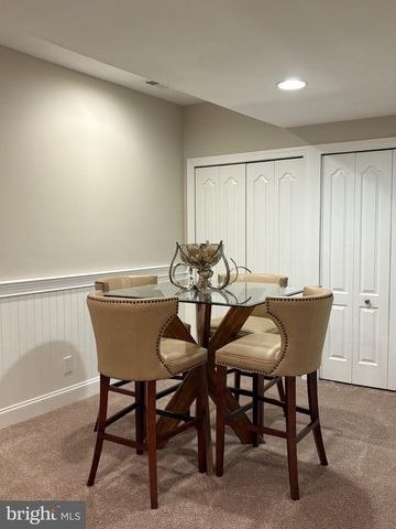 233 GLEN HAVEN CT, Swedesboro, NJ 08085