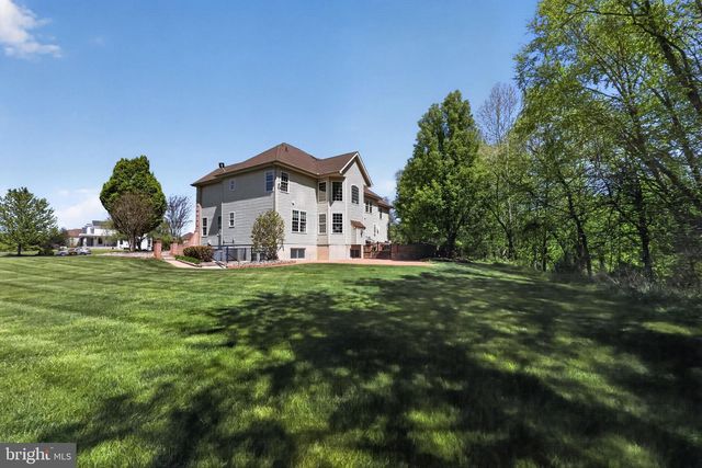233 GLEN HAVEN CT, Swedesboro, NJ 08085