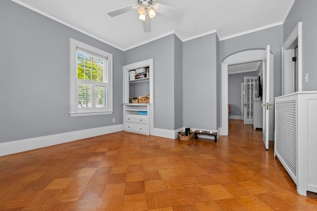 175 Pleasant St, Winthrop, MA 02152