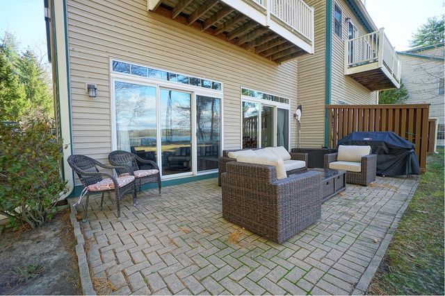 41 Clearwater Drive, Dover, NH 03820