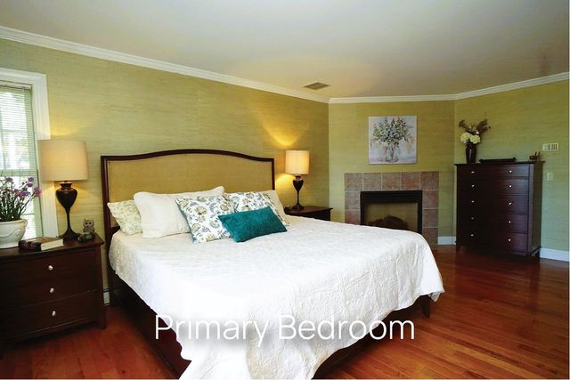 41 Clearwater Drive, Dover, NH 03820