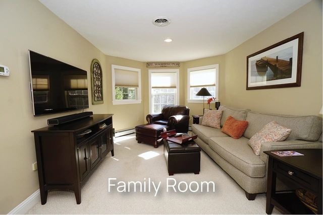 41 Clearwater Drive, Dover, NH 03820