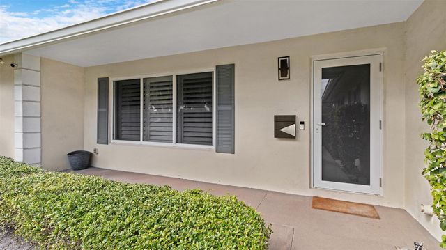 817 SE 13th Court, Deerfield Beach, FL 33441