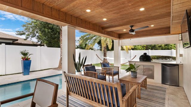 817 SE 13th Court, Deerfield Beach, FL 33441