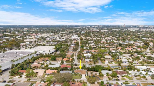 817 SE 13th Court, Deerfield Beach, FL 33441