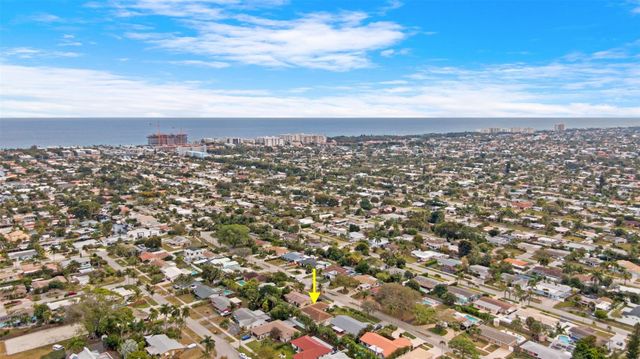 817 SE 13th Court, Deerfield Beach, FL 33441