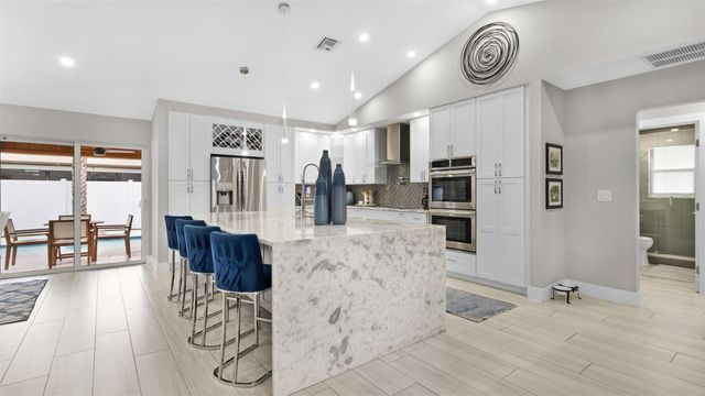 817 SE 13th Court, Deerfield Beach, FL 33441