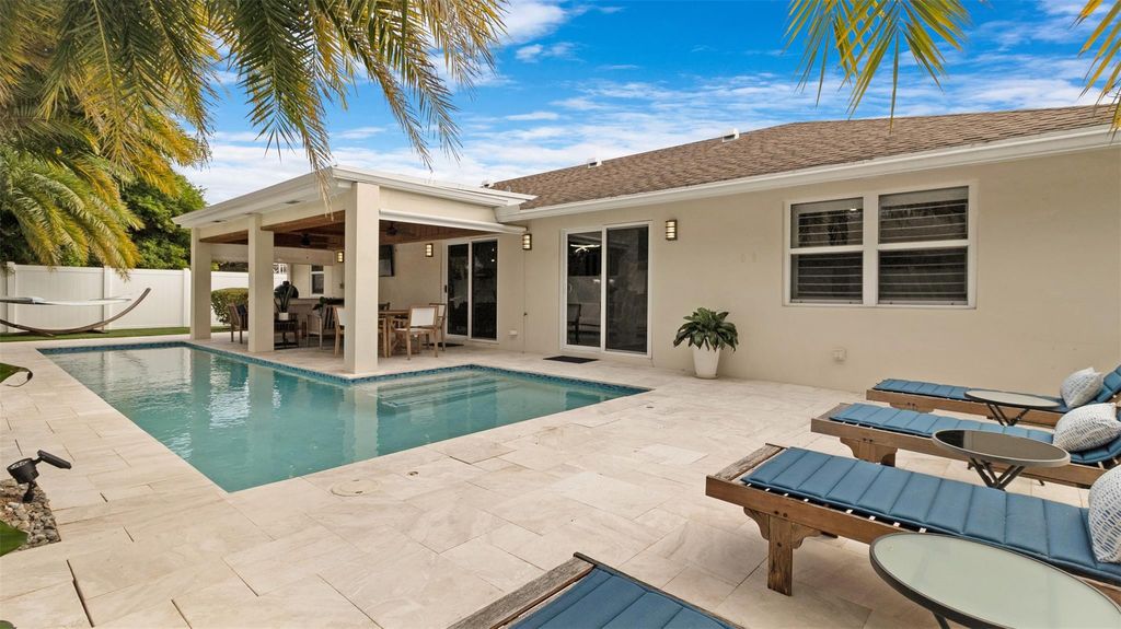 817 SE 13th Court, Deerfield Beach, FL 33441