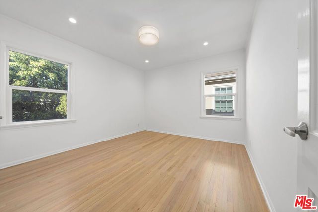 11347 CASHMERE Street, Los Angeles, CA 90049