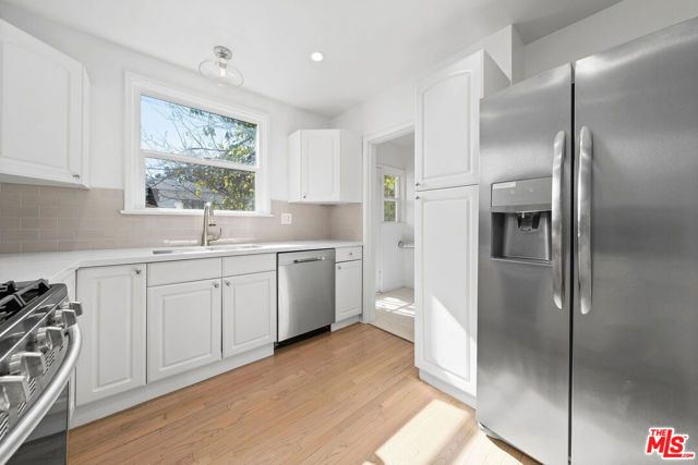11347 CASHMERE Street, Los Angeles, CA 90049