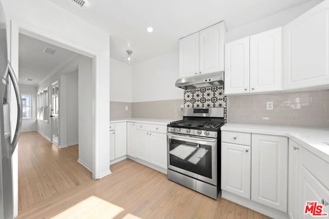 11347 CASHMERE Street, Los Angeles, CA 90049