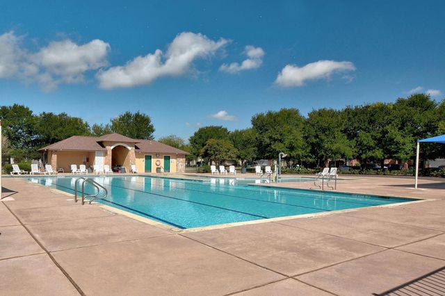 17813 Honey Locust LN, Elgin, TX 78621