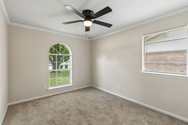 7440 Beckwood Drive, Fort Worth, TX 76112