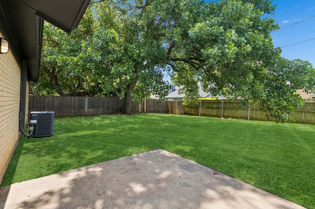 7440 Beckwood Drive, Fort Worth, TX 76112