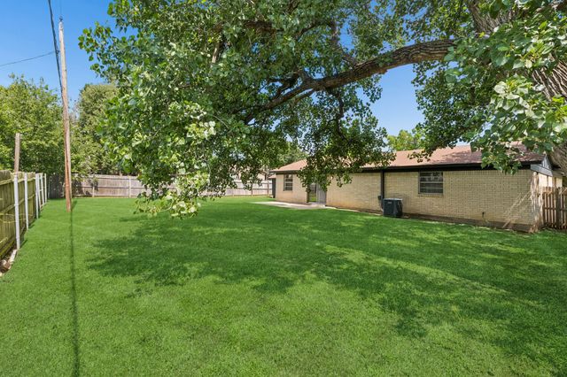 7440 Beckwood Drive, Fort Worth, TX 76112