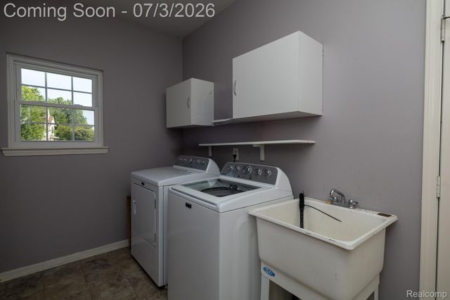 3094 Waldon Park Drive, Orion Charter Township, MI 48359