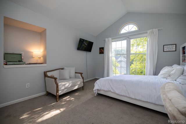 3094 Waldon Park Drive, Orion Charter Township, MI 48359
