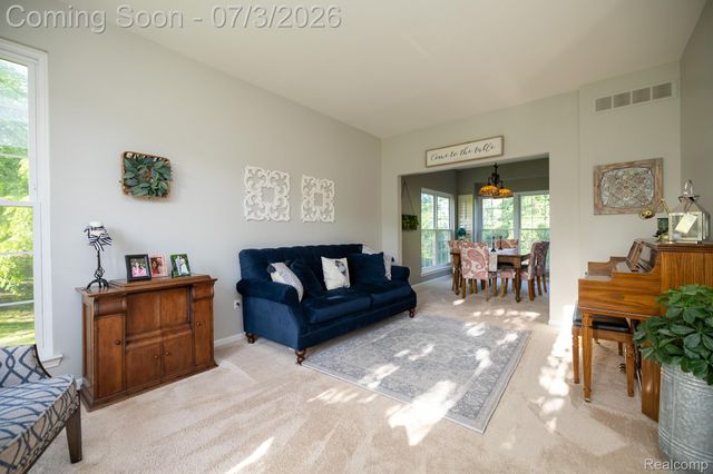 3094 Waldon Park Drive, Orion Charter Township, MI 48359