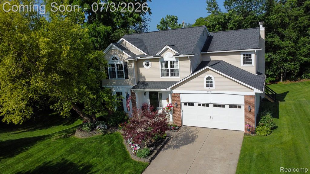3094 Waldon Park Drive, Orion Charter Township, MI 48359