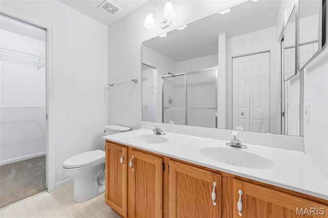 199 Southern Oaks Drive, St Charles, MO 63303