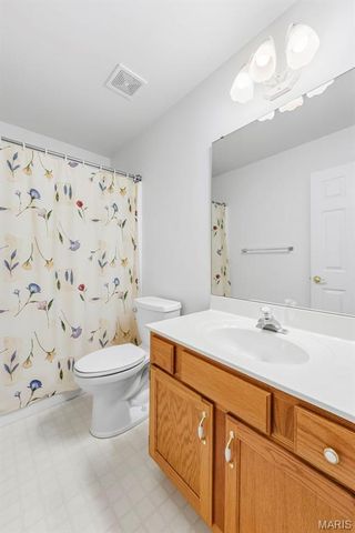 199 Southern Oaks Drive, St Charles, MO 63303