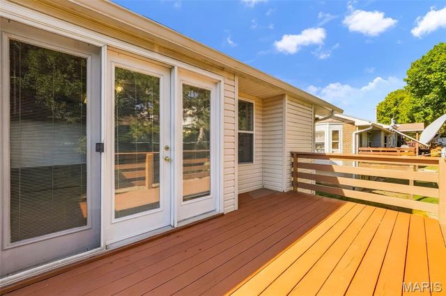 199 Southern Oaks Drive, St Charles, MO 63303