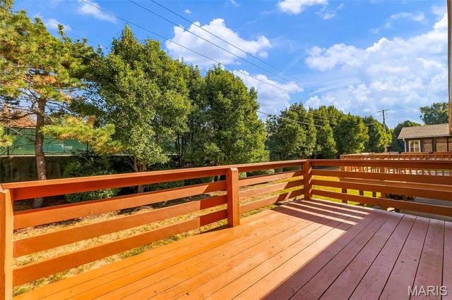 199 Southern Oaks Drive, St Charles, MO 63303