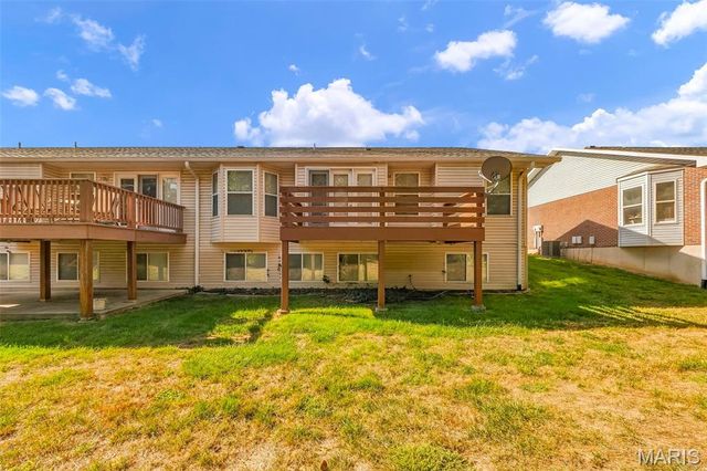 199 Southern Oaks Drive, St Charles, MO 63303