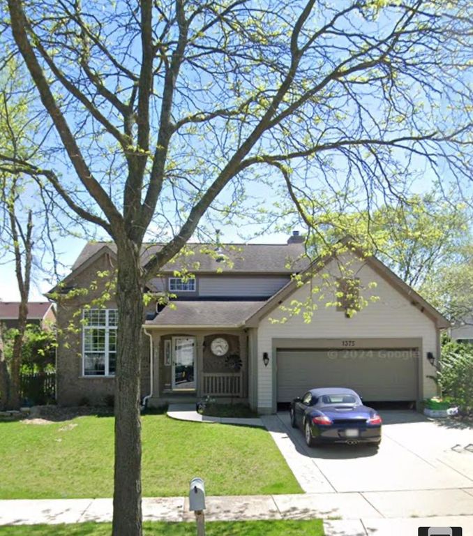 1375 Burnett Drive, Aurora, IL 60502
