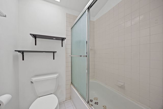 6101 Chase Avenue, Downers Grove, IL 60516