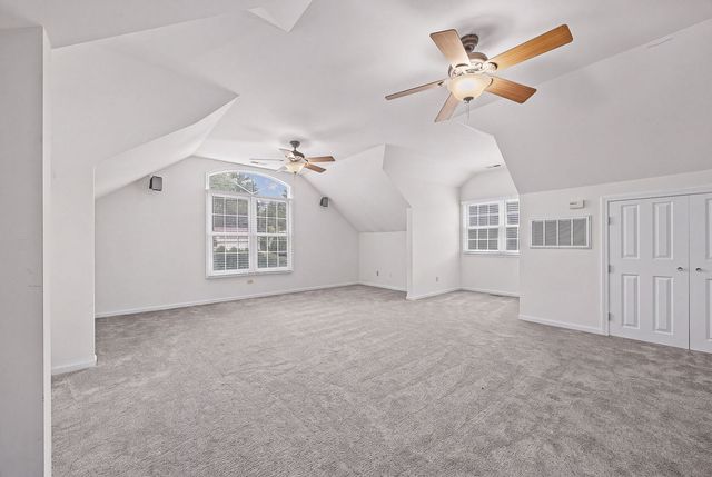 6101 Chase Avenue, Downers Grove, IL 60516