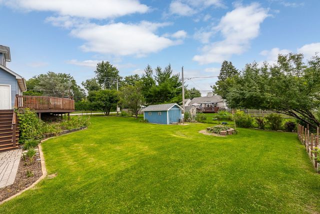 6101 Chase Avenue, Downers Grove, IL 60516