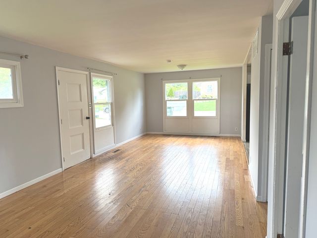 213 Butte Lane, Carpentersville, IL 60110
