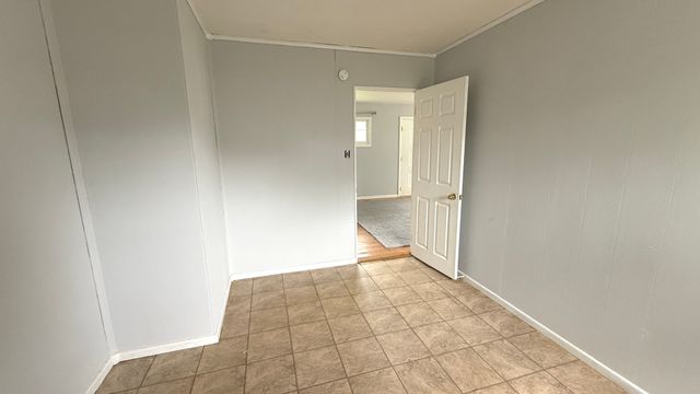 213 Butte Lane, Carpentersville, IL 60110