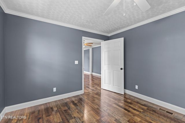 221 Greer Lane Lane, Tazewell, TN 37879