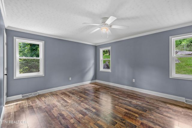 221 Greer Lane Lane, Tazewell, TN 37879