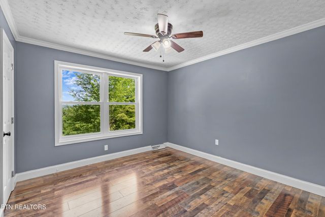 221 Greer Lane Lane, Tazewell, TN 37879