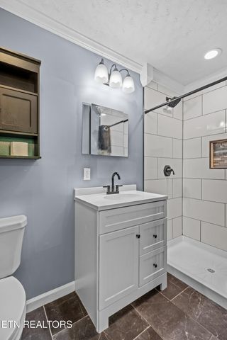 221 Greer Lane Lane, Tazewell, TN 37879