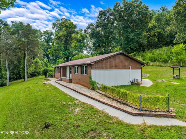 221 Greer Lane Lane, Tazewell, TN 37879