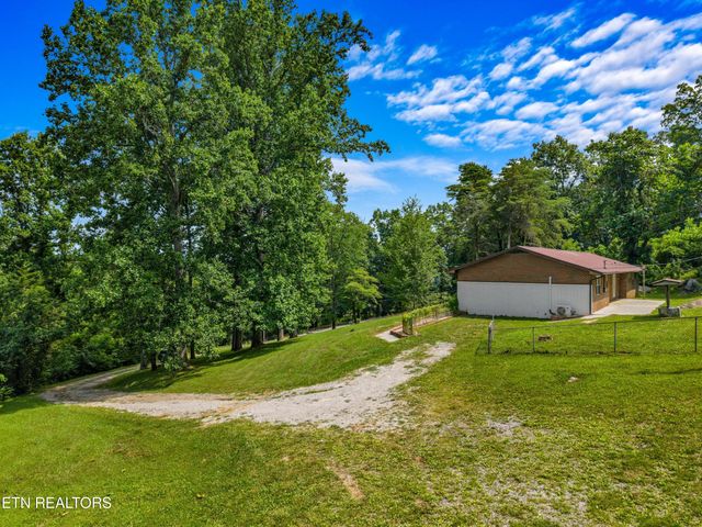221 Greer Lane Lane, Tazewell, TN 37879